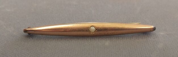 Gold Electroplated Tie Clip with 0.2mm Pearl