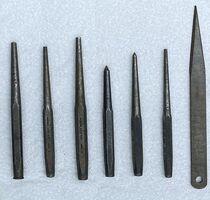 Snap-on 14 Piece Set of Miscellaneous Chisels and Punches
