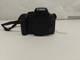 Canon EOS Rebel T2i DSLR Camera Body - No Lens, No SD, No Battery, No Charger