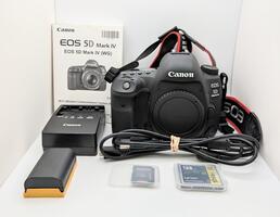 Canon EOS 5D Mark IV Body with Battery & Charger Body Only