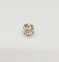  Cute Simple Flower Barrel Pendant with Small White Pearls - 14kt Yellow Gold 