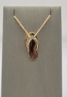  Slipper/Flip-Flop Pendant with Round Diamonds on Strap - 14kt Yellow Gold